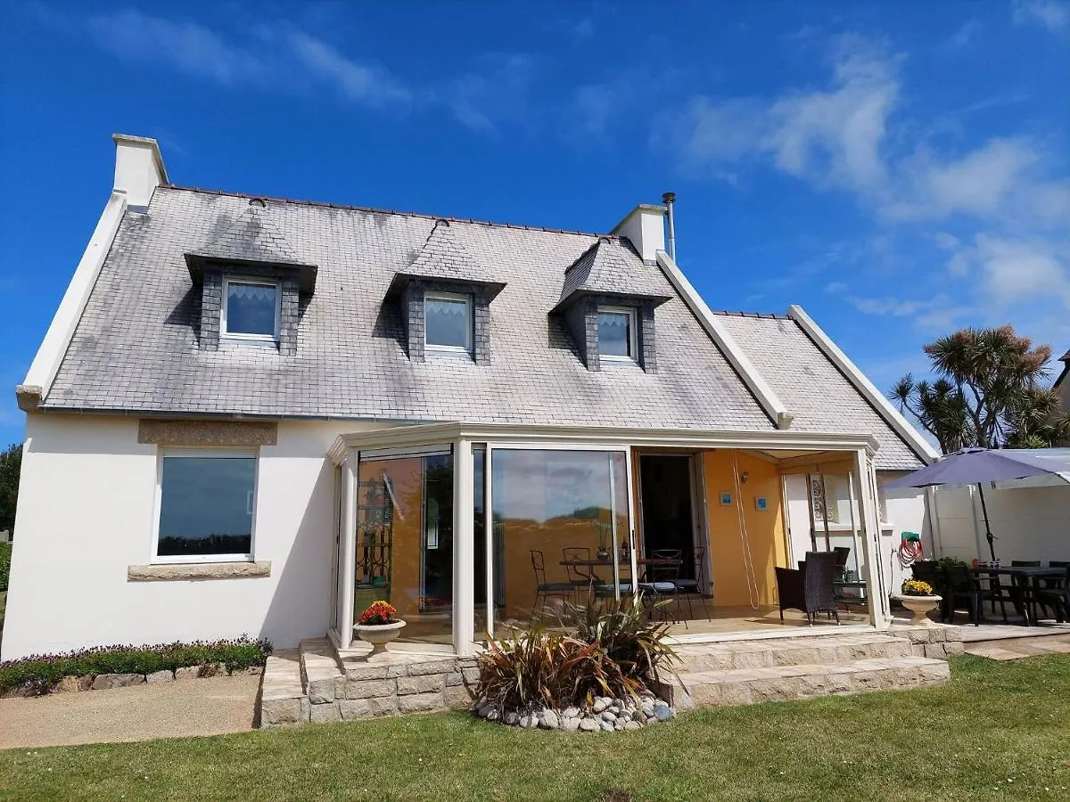 Holiday home Cottage, Plouescat