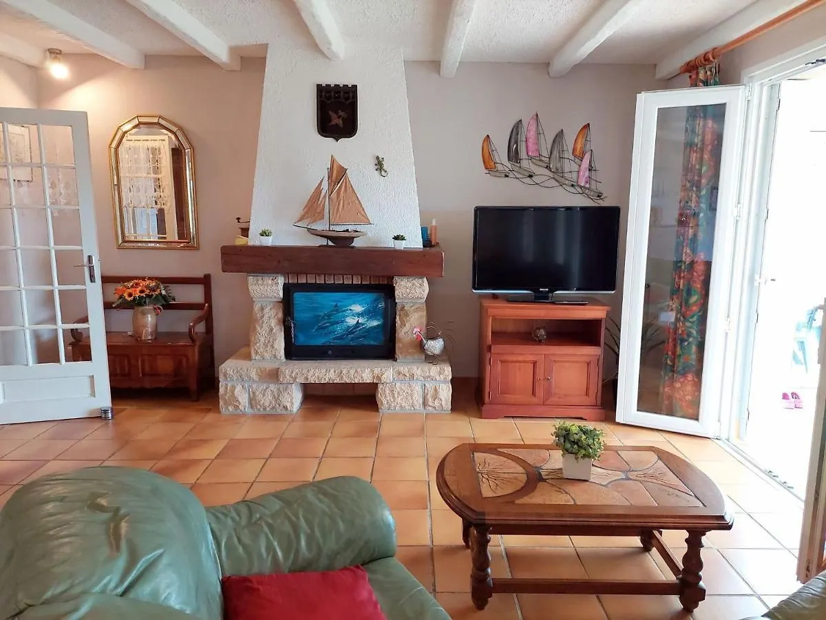 Holiday home Cottage, Plouescat
